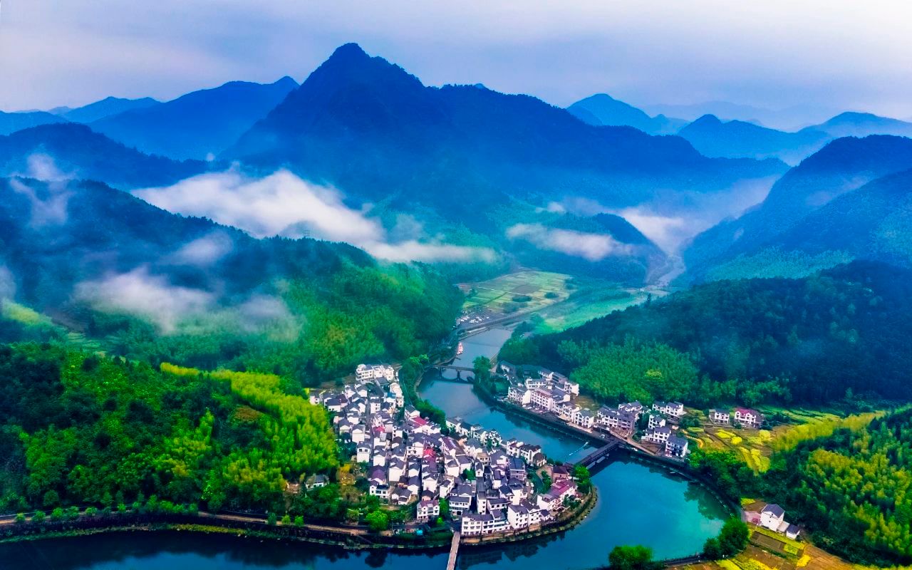 外交部发言人就浙江相关议题发表评论